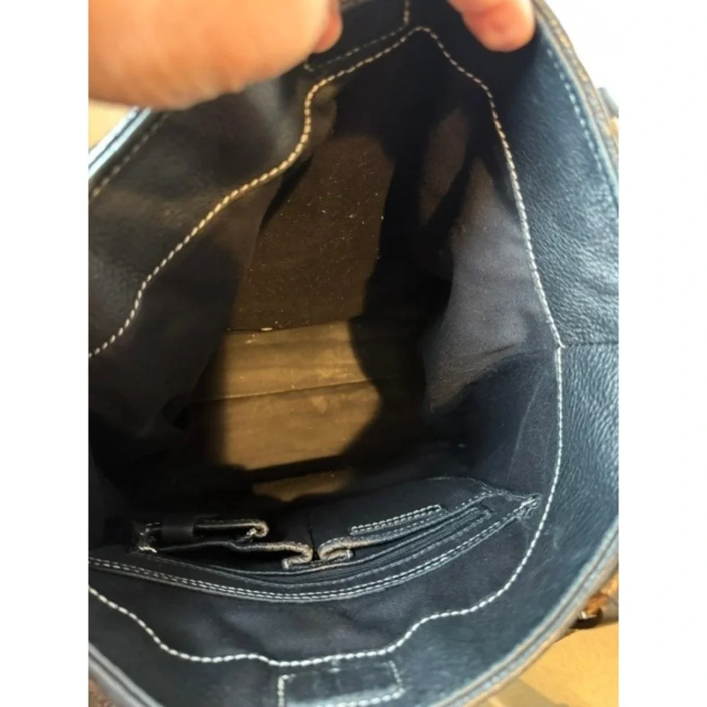 Ann Taylor black pebbled